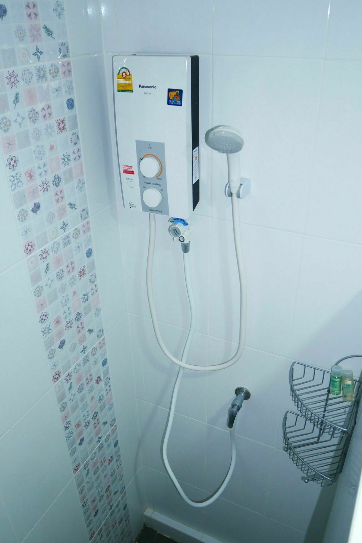 Bann Rumyen Klang Dong Phayayen Exteriör bild